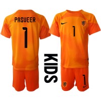 Nederländerna Remko Pasveer #1 Målvakt Replika babykläder Bortaställ Barn VM 2022 Kortärmad (+ korta byxor)